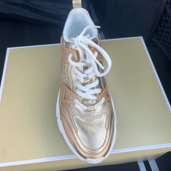 Michael Kors Nick Metallic Leather
Trainer in Gold - - Picture 2 of 6